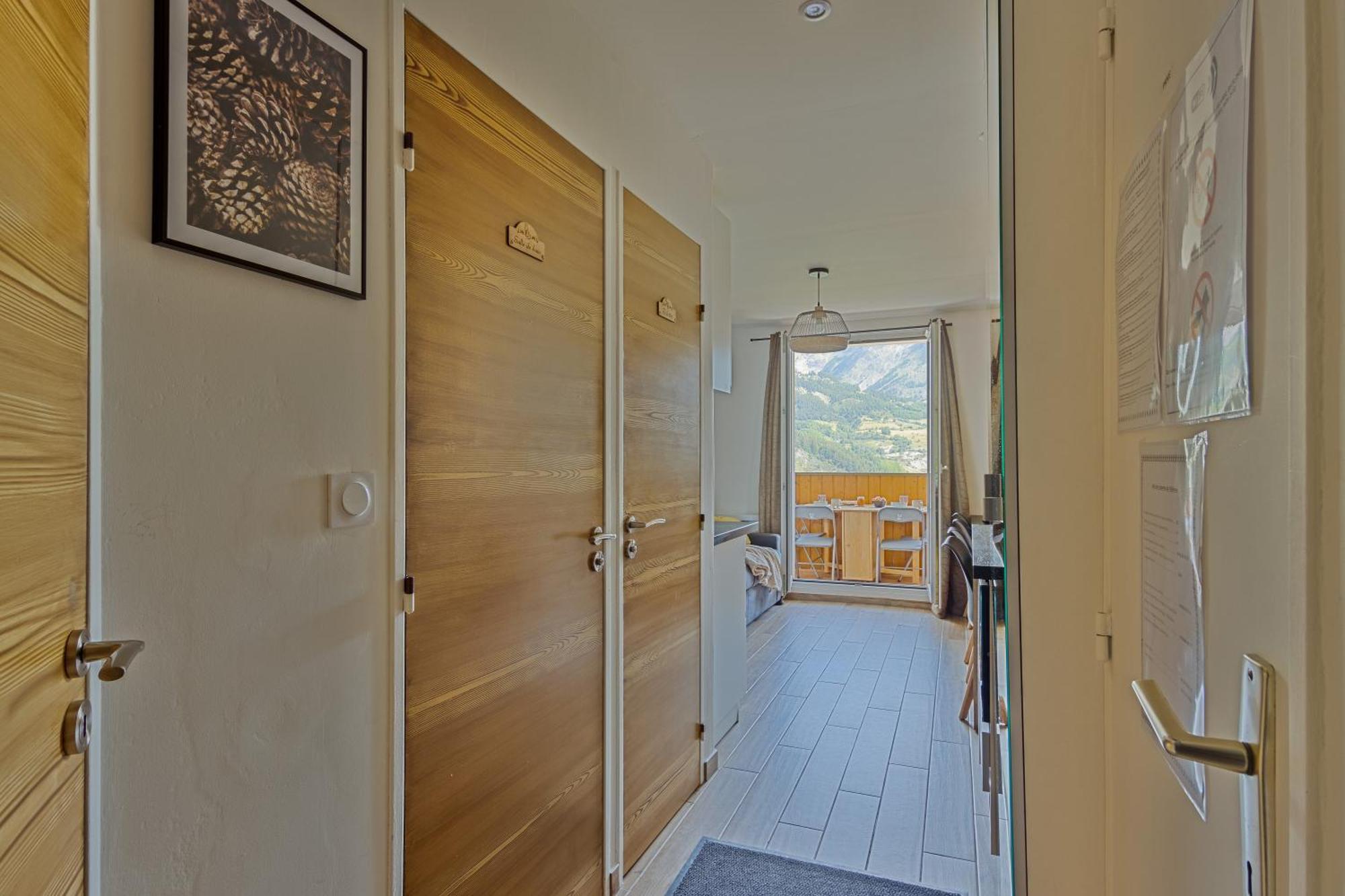 Studio De Charme Avec Vue Sur Le Val D'Allos, Parking Et Wifi Gratuit Luaran gambar